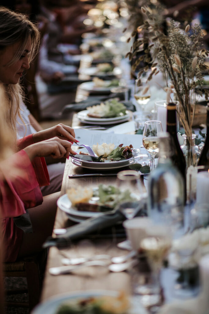 Trouwen in Frankrijk : eten met vrienden en familie